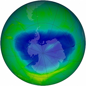 Озоновая дыра над Антарктикой 2010...