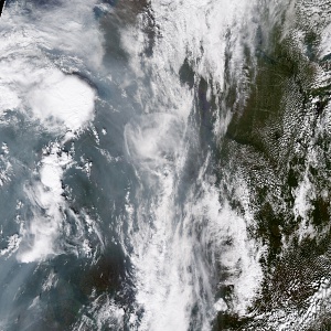 Дымовые облака над северной частью России, 1 ав...